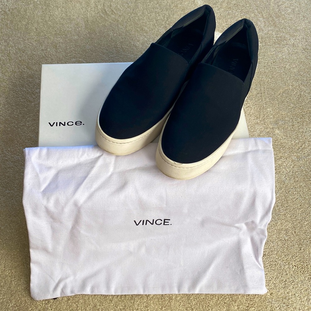 Vince black Warren slides in 6.5 gently used